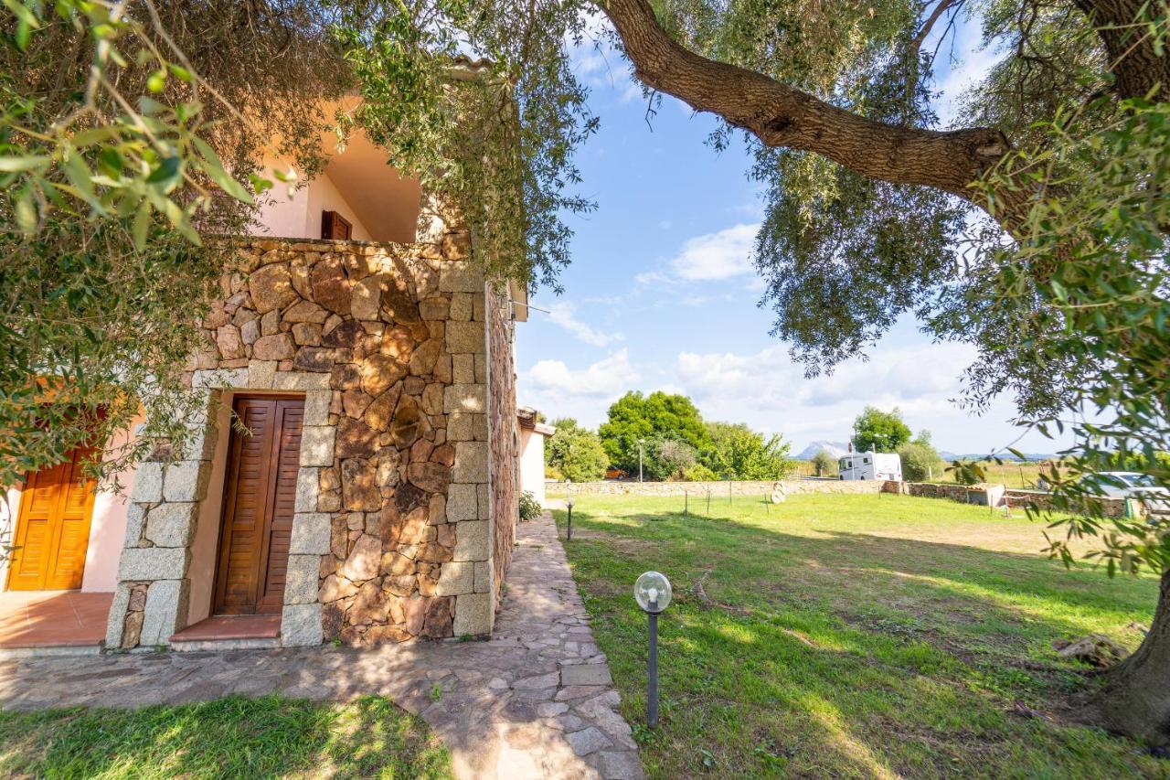 Iss Travel, Pedra Rosa 2 Bedroom Apartments With Private Terrace And Air Conditioning サン・テオドーロ エクステリア 写真